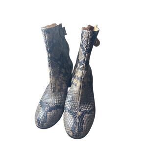 Joie Leather Black Tan Snakeskin Back Zip Ankle Bootie Sz 37.5